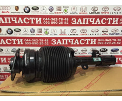 Амортизатор передний левый Toyota 48020-48040