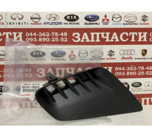 Вставка, молдинг бампера переднего правый Toyota 53141-78020