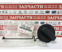 Крышка топливного бака Toyota 77300-52030