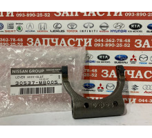 Вилка сцепления Nissan 30537-M8005