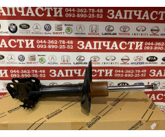 Амортизатор передний правый Toyota 48510-80B45
