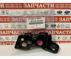 Кронштейн бампера переднего левый Toyota 52116-33100