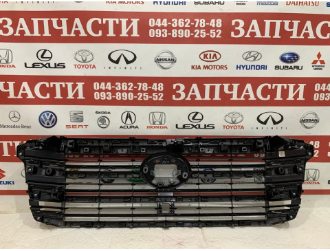 Решетка радиатора Toyota 53101-60L41