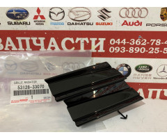 Заглушка решетки бампера переднего Toyota 53128-33070
