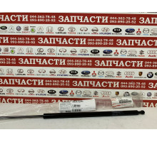 Амортизатор капота левый Toyota 53450-0C021