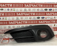 Накладка фары противотуманной левой HONDA 71108-TBA-A10