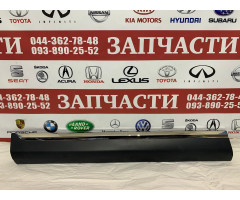 Молдинг двери передней левой Toyota 75072-48080