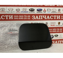 Крышка лючка бензобака Toyota 77350-48110
