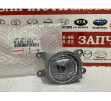 Фара противотуманная правая Toyota 81210-12240
